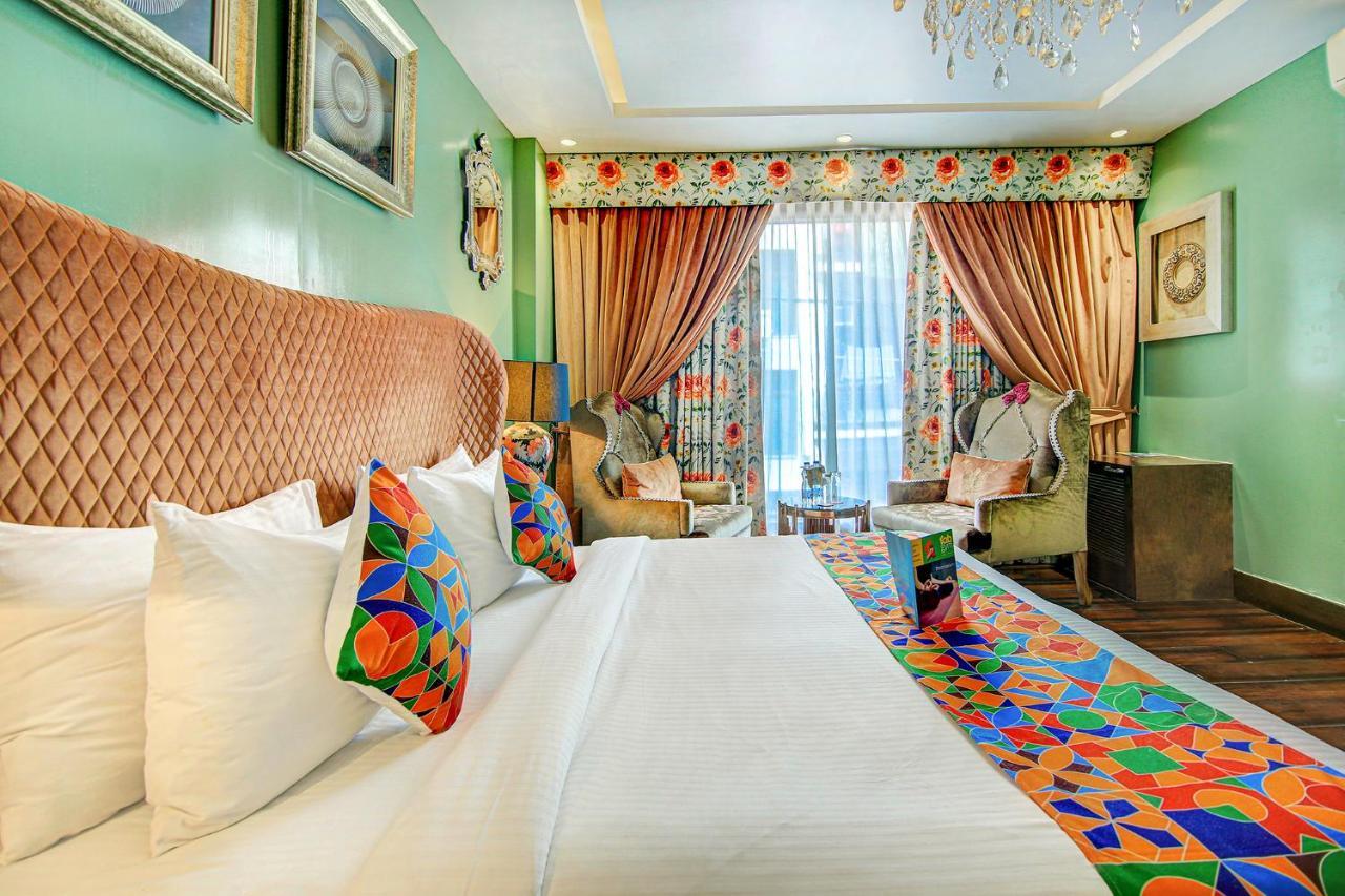Fabhotel Cotts Villa Vasant Kunj นิวเดลี ภายนอก รูปภาพ